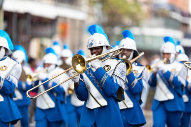 New Orleans, Louisiana, ABD - 30 Kasım 2019: Bayou Klasik Geçit Töreni, S.B. Geçit töreninde Wright Çerçeve Okulu Bandosu Sahne alıyor