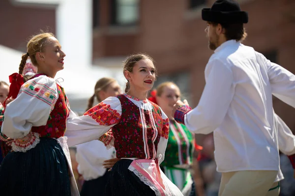 Whiting Indiana Eua Julho 2019 Pierogi Fest Dançarinos Eslovacos Vestindo — Fotografia de Stock