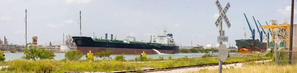 Öltanker Vor Anker Vor Einer Ölraffinerie Corpus Christi Texas Usa — Stockfoto