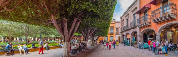 Santiago Queretaro Queretaro México Novembro 2019 Pessoas Desfrutando Dia Nos — Fotografia de Stock