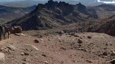 Kenya Dağı, Mount Kenya Milli Parkı volkanik manzara