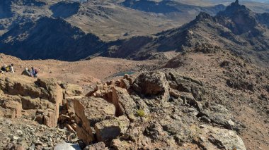 Kenya Dağı, Mount Kenya Milli Parkı volkanik manzara