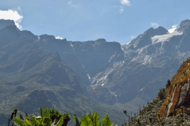 Margherita buzulda Mount Bujuku vadiden gördün mü Stanley. En yüksek dağ içinde Rwenzori Sıradağları, Uganda Mount Stanley olduğunu