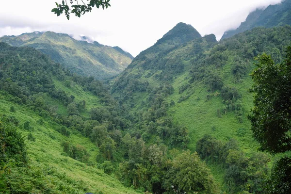 Scenic Mountain Landscapes Sky Rwenzori Mountain Range Uganda — Stock Photo, Image