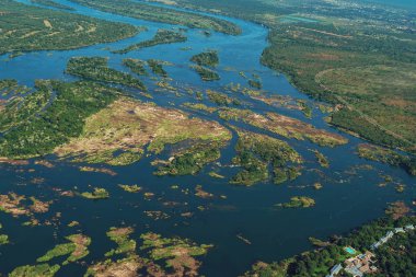Gökyüzüne karşı manzara şelalesi, Victoria Şelalesi, Zimbabwe