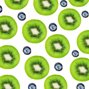 Kivi Meyve ve beyaz arka plan üzerinde izole yaban mersini yapılmış yaratıcı düzeni