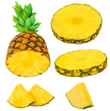 Ananas izole. Taze ananas toplama beyaz arka plan üzerinde izole dilimlenmiş. Tropikal meyve Se