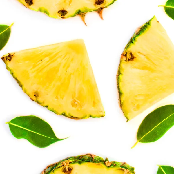 Plastry Ananasa Zielonych Liści Wzór — Zdjęcie stockowe