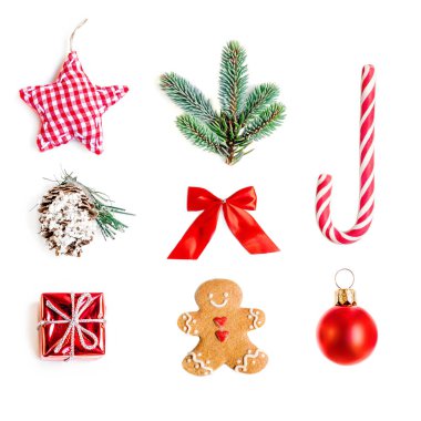 Noel süsler sahte şablon için kırmızı önemsiz şey, köknar ağacı dalları, yıldız ve zencefilli kurabiye adam ile tasarlayın. Üstten görünüm. Düz yatıyordu