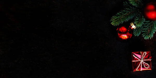 Fundo Natal Com Abeto Decoração Quadro Escuro Deitado Cartão Felicitações — Fotografia de Stock