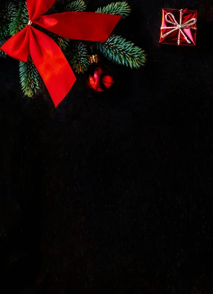 Black Christmas Background Fir Tree Branch Red Decorations Dark Board — Stock Photo, Image