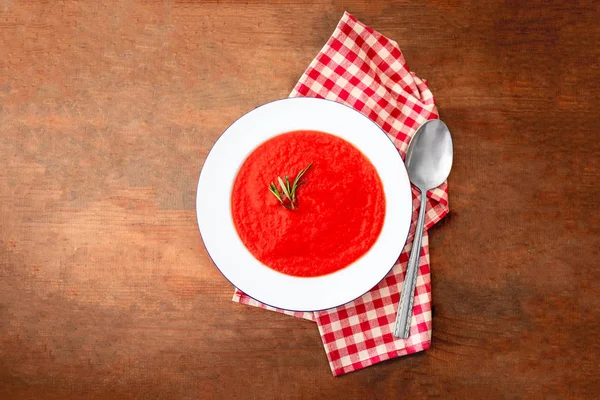 Vegetarian Autumn Tomato Soup Wooden Table Top View Copy Space — Stock Photo, Image