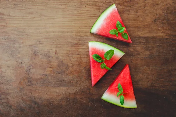 Watermelon Slice Mint Rustic Wood Background Copyspace Flat Lay Summertime — Stock Photo, Image