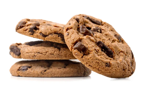 白い背景で隔離のパン粉でチョコレート チップ クッキー. — ストック写真