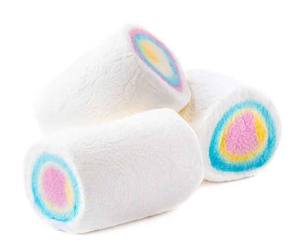 Marshmallows beyaz arka plan üzerinde izole. Beyaz Kabarık bataklık — Stok fotoğraf