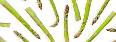 Kuşkonmaz deseni. Taze kuşkonmaz izolasından yapılmış yaratıcı bir düzen.