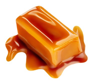 Beyaz arka planda izole edilmiş yumuşak karamel. Karamel soslu eritilmiş şekerleme.