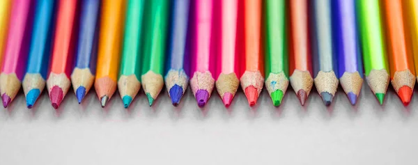 Okul Konseptine Geri Dönelim Parlak Arka Planda Renkli Kalemler Kopyalama — Stok fotoğraf