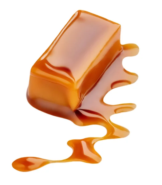Süße Karamellbonbons Und Geschmolzene Karamellsoße Isoliert Auf Weißem Hintergrund Fließender — Stockfoto
