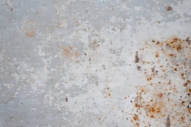 Gri paslı metal yüzeylere soyulması boya ile