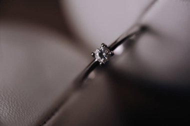 altın yüzük makro düğün. Güzel yüzük yakın çekim