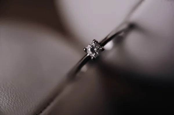 altın yüzük makro düğün. Güzel yüzük yakın çekim