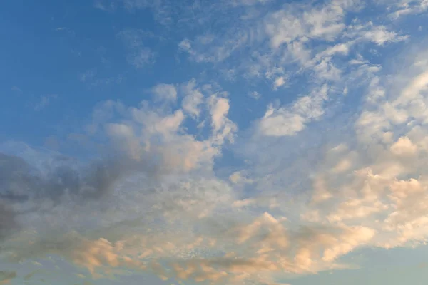 Cielo Colorido Nubes Atardecer —  Fotos de Stock