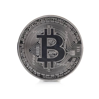 Beyaz arka plan üzerinde izole bitcoin simgesi olan tek sikke.