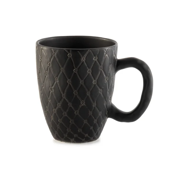 コーヒーや白い背景のマグカップの空の黒カップ — ストック写真