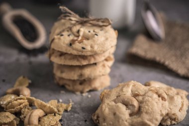 Ev yapımı taze kaju fıstığı kurabiyeleri
