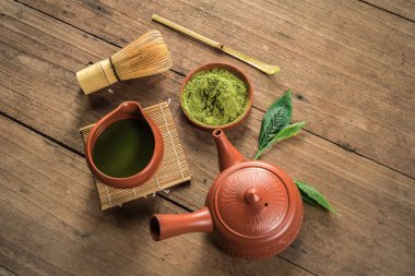 Demleme yeşil çay tozu, 