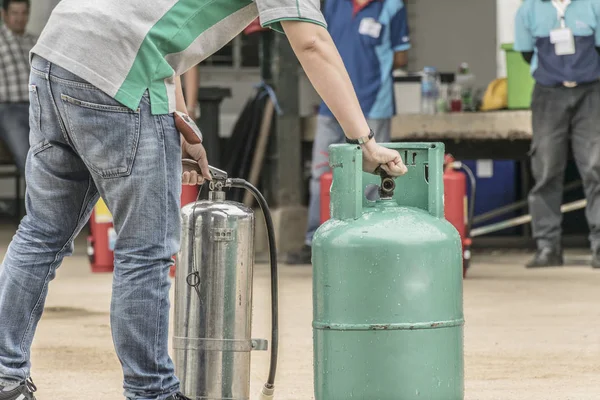 Utbildning och praktik brandförebyggande planer, LPG gaslagring, au — Stockfoto