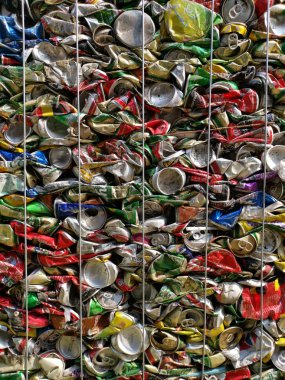 Bangkok, Tayland - 20 Eylül 2018 : eski alüminyum yığını olmak