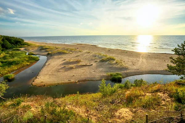 Zachód słońca na plaży Saulkrasti, Łotwa — Zdjęcie stockowe