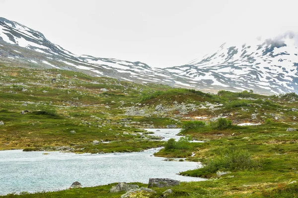 Lago Breiddalsvatnet — Foto de Stock