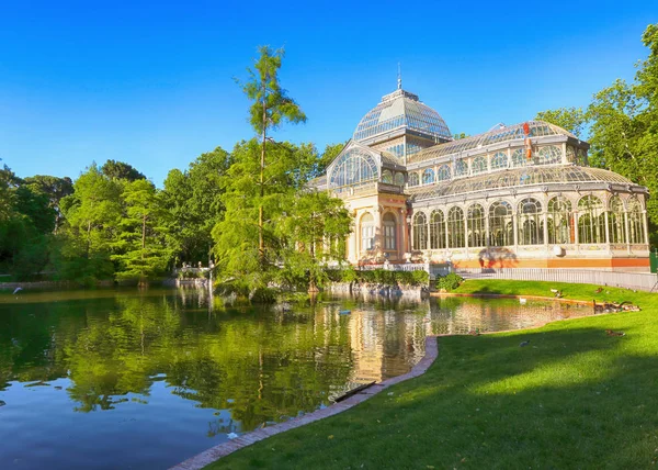 Palace De Cristal, park Retiro, Madrid — Stok fotoğraf