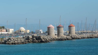 Yunanistan 'ın Rodos kentindeki Değirmenler 