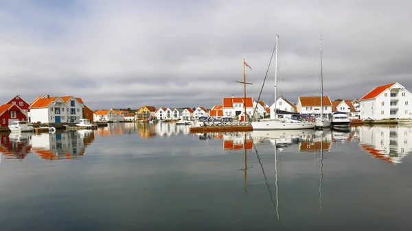 Cidade norueguesa Skudeneshavn — Fotografia de Stock