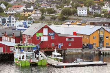 Roervik Norveç 07 / 18 / 2020 Küçük Norveç kasabası Roervik 