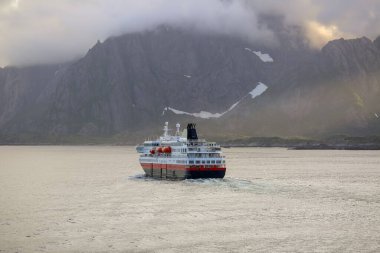 Vestfjorden, Lofoten Adaları, Norveç 'te gemi turu 