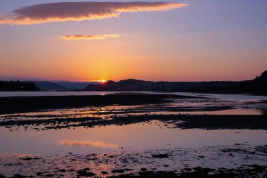 Gaula nehri manzarası, Trondheim fiyordunda gelgit, Gaulosen doğa rezervi ve Trondheim yakınlarındaki tarımsal alan.