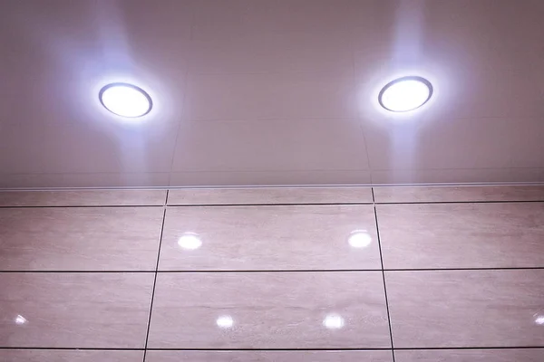 Soffitto Sospeso Installato Nell Appartamento Altra Stanza Con Lampade Incasso — Foto Stock