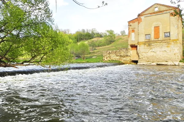 Gyönyörű Orosz Egyház Húsvét Tavasz Valahol Szívében Oroszország Napos Idő — Stock Fotó