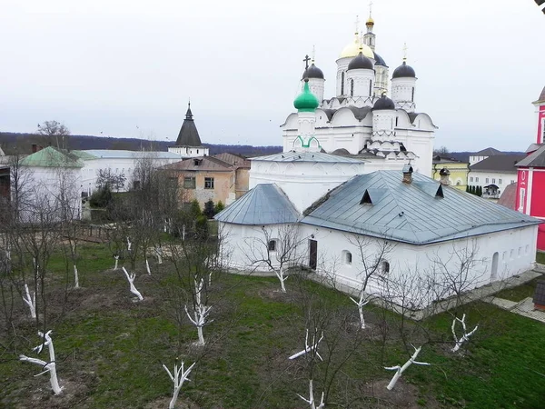 Pafnutyev Borovsky Klooster Kaluga Regio Heilige Plaats Vakantie Pasen Voorjaar — Stockfoto