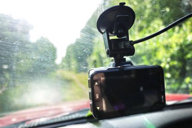 Araba video kamera görüntü. Araç sürüş sırasında trafik durumu kaydetmek için video kaydedici. Otomobil ve kamyon hem de kullanılabilir.