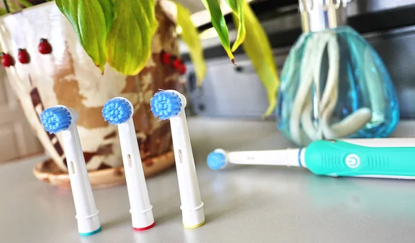 Spare Brush Heads Electric Toothbrush Clean Much More Effectively Conventional — Stock Photo, Image