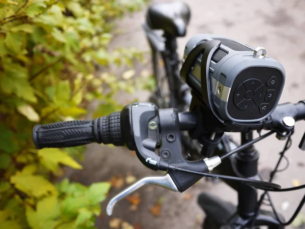 Altavoz Bluetooth Portátil Montado Bicicleta Para Escuchar Música Radio Detalles — Foto de Stock