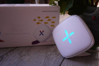 Wi-Fi uyarlamak için ev güzel bir iç. Evde ya da ofiste Internet dağıtmak için kullanılan.