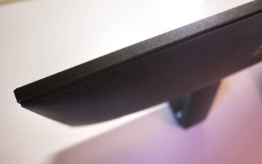 LCD IPS ekran ev bilgisayar, kişisel bilgisayar ve monitör ile büyük bir çapraz ile masaüstü için. Sınıf başkanı ev bilgisayarı için