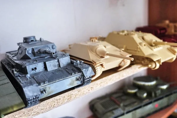 Hobby Assemblage Van Gereduceerde Kopieën Van Echte Battle Tanks Dergelijke — Stockfoto